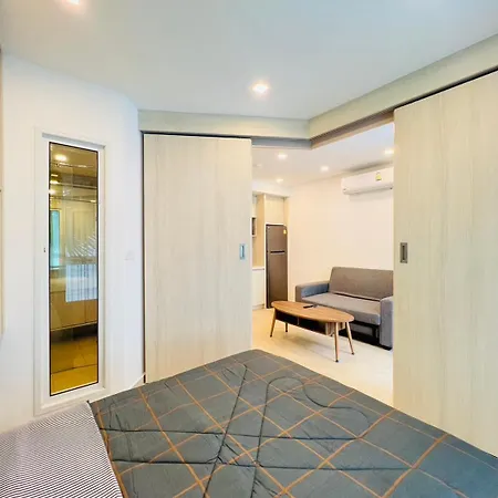 ที่พักพัทยาราคาถูก1 Apartment