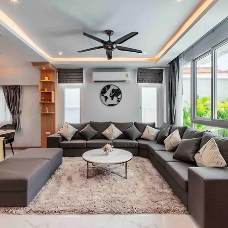 Aura 4卧5卫独栋泳池别墅近walking St. Villa Pattaya