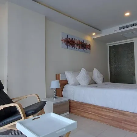 อพาร์ทเม้น Grand Avenue Pattaya, Luxury Condo, 50sqm, Pool View *