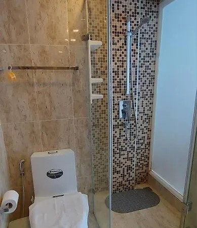 Grand Avenue, 2 Bed-/ 2 Bathroom, 70 Sqm, Pool View * Pattaya