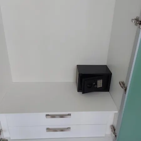 อพาร์ทเม้น Grand Avenue, 2 Bed-/ 2 Bathroom, 70 Sqm, Pool View Pattaya