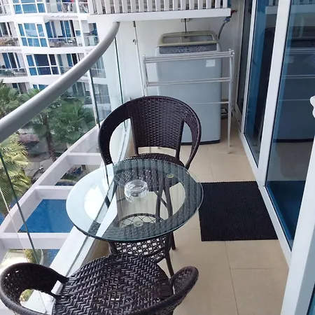 อพาร์ทเม้น Grand Avenue, 2 Bed-/ 2 Bathroom, 70 Sqm, Pool View Pattaya