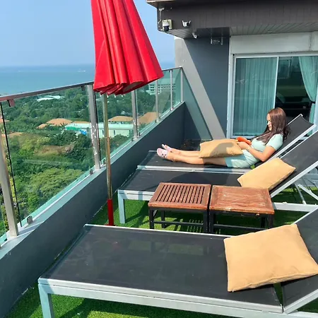 Apartment Pratamnak Luxury Condo, Golf, Ocean View Pattaya