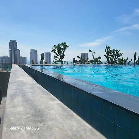 Apartment Pratamnak Luxury Condo, Golf, Ocean View