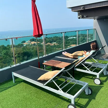 Pratamnak Luxury Condo, Golf, Ocean View *