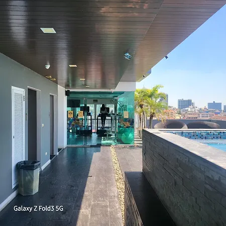 Apartment Pratamnak Luxury Condo, Golf, Ocean View *