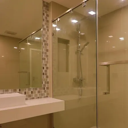 Apartment Pratamnak Luxury Condo, Golf, Ocean View Pattaya