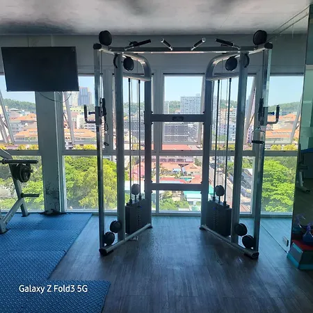 Apartment Pratamnak Luxury Condo, Golf, Ocean View Pattaya