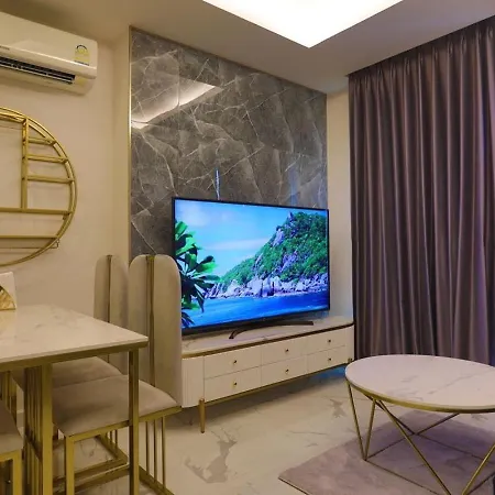 Pratamnak Luxury Condo, Golf, Ocean View *