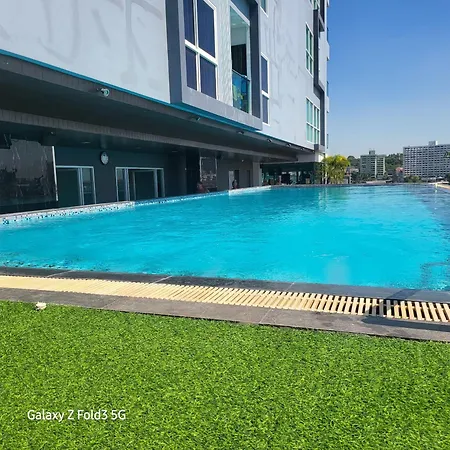 Pratamnak Luxury Condo, Golf, Ocean View Pattaya