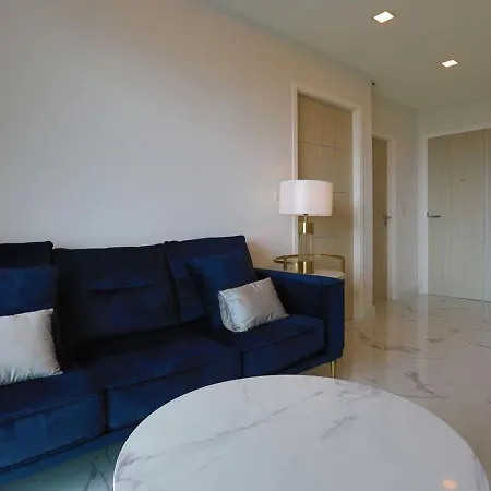 Apartment Pratamnak Luxury Condo, Golf, Ocean View *