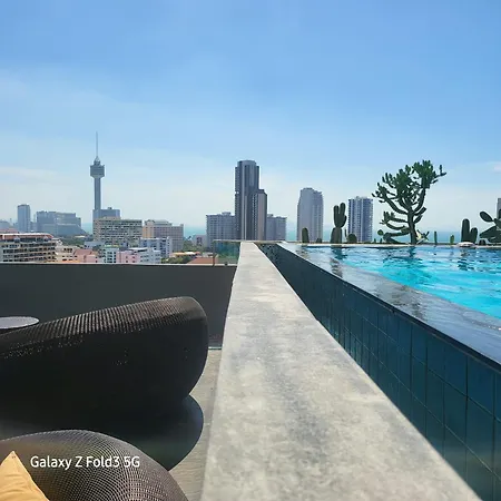 Pratamnak Luxury Condo, Golf, Ocean View Apartment