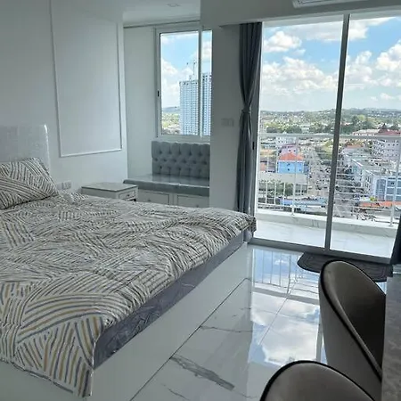 Apartment The Empire Towner Pattaya。 帝国大厦 Pattaya