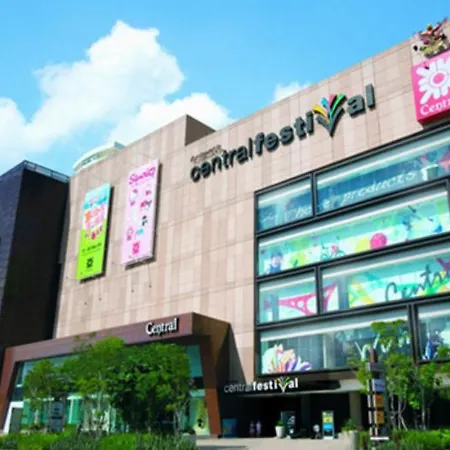 Luxury Semi-2bed Pool Near & Walking Street! อพาร์ทเม้น