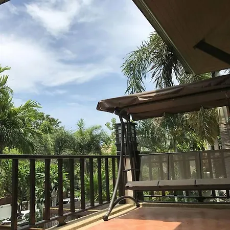 Deluxe Pool Close To And Walking Street! * Pattaya