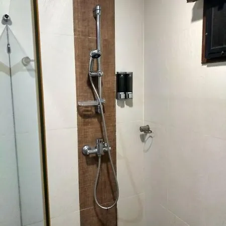 Deluxe Pool Close To And Walking Street!