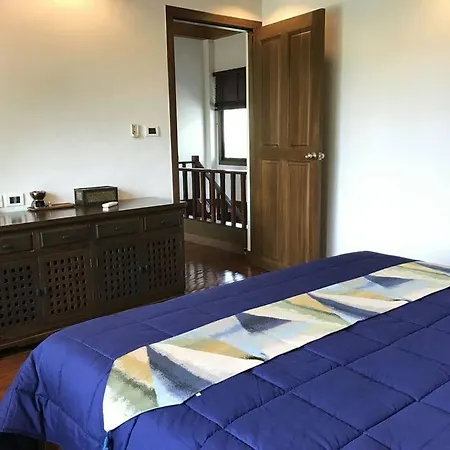 Villa Deluxe Pool Close To And Walking Street!