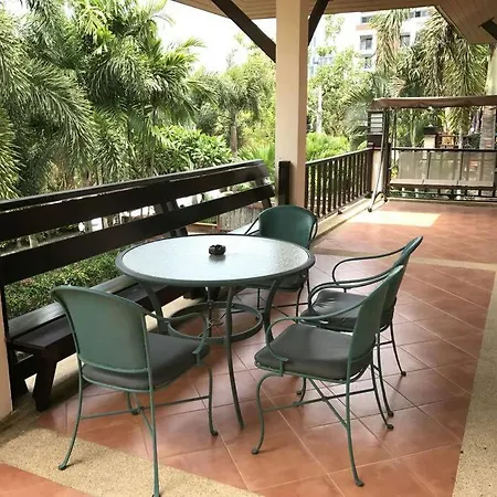 Deluxe Pool Close To And Walking Street! Pattaya
