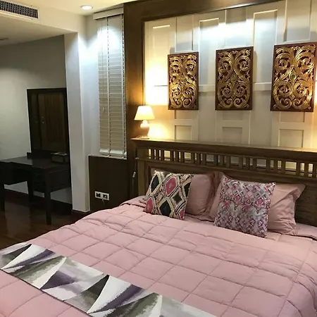 Deluxe Pool Close To And Walking Street! Villa *