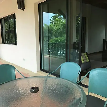 Deluxe Pool Close To And Walking Street!