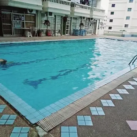 Niran Grand A4f Apartment *