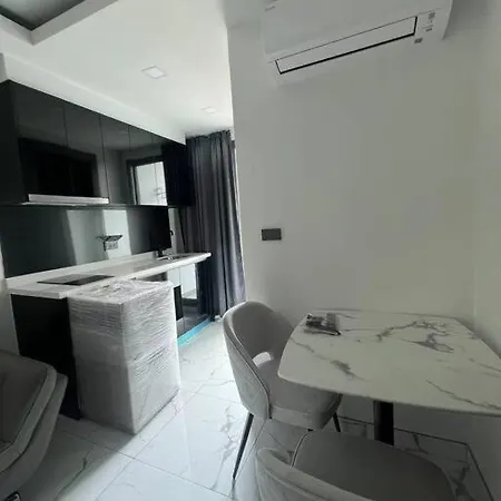 秘狗公寓arcadia Millennium Tower Pattaya