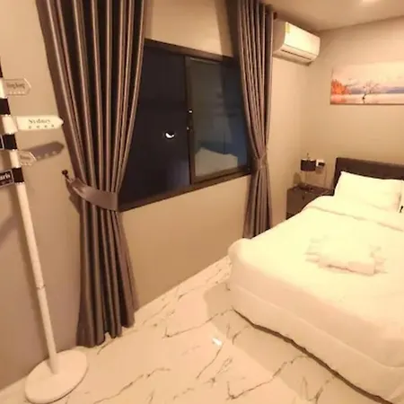 Tawan House Villa *