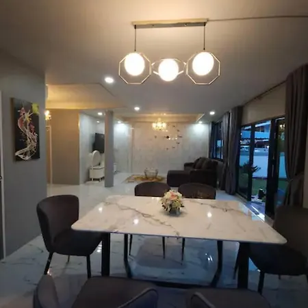 Villa Tawan House