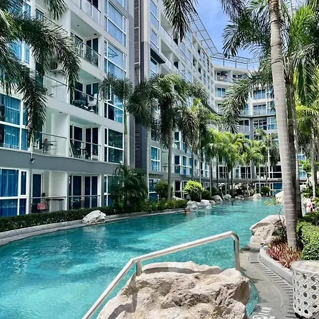 芭提雅中心地带 Centara Avenue 一房公寓5楼 紧邻海滩, 酒吧街, 智能电视 * Pattaya