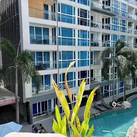 芭提雅中心地带 Centara Avenue 一房公寓5楼 紧邻海滩, 酒吧街, 智能电视 Apartment *