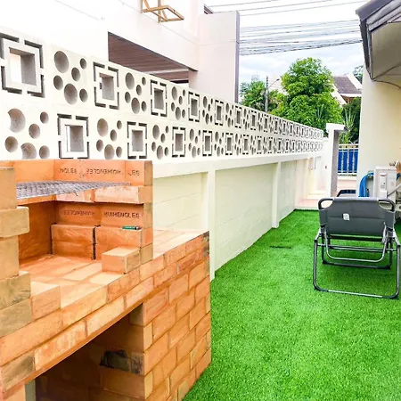 Kouac - House Walking Street 3 Bedrooms Villa Pattaya