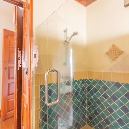 3br Bali Style Privatepool Near Main Road Large Pool วิลล่า *