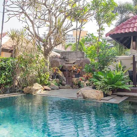 3Br Bali Style Privatepool Villa Near Main Road Large Pool Villa Pattaya