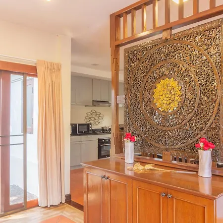 วิลล่า 3br Bali Style Privatepool Near Main Road Large Pool *