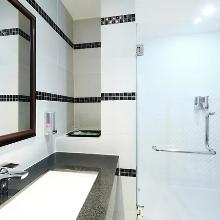 Adelphi 4* Pattaya