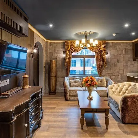 The Castle Pratumnak Hill 6 Bedroom อพาร์ทเม้น Pattaya