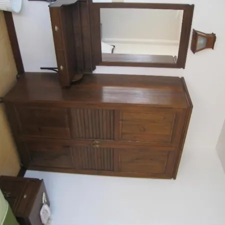 New Nikom Court Apartment