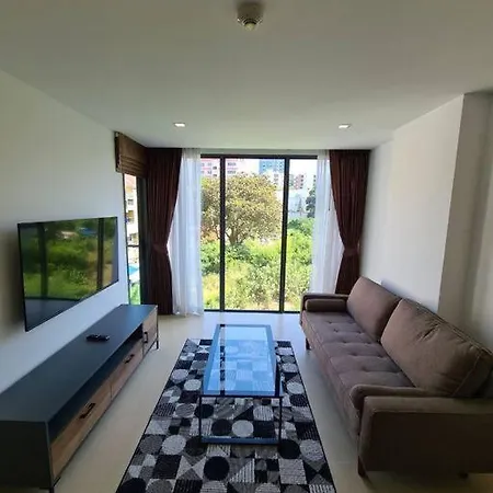 Apartment Aurora Pratumnak By Rogproperty Pattaya