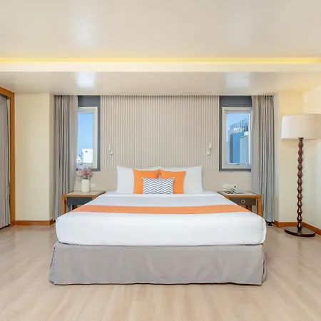 Sunshine & Residences Hotel 3*