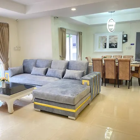 วิลล่า Pool Villa39a 300 Mater To Gate Exit Pattaya