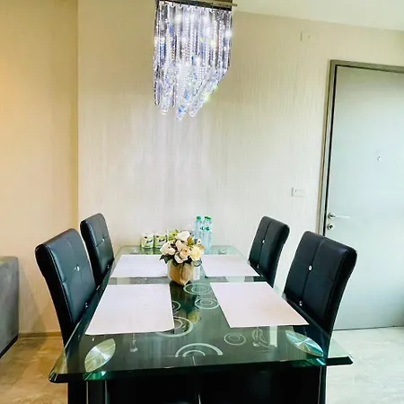 อพาร์ทเม้น The Base 2 Bed 2 Bath By Numam