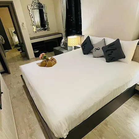 The Base 2 Bed 2 Bath By Numam อพาร์ทเม้น