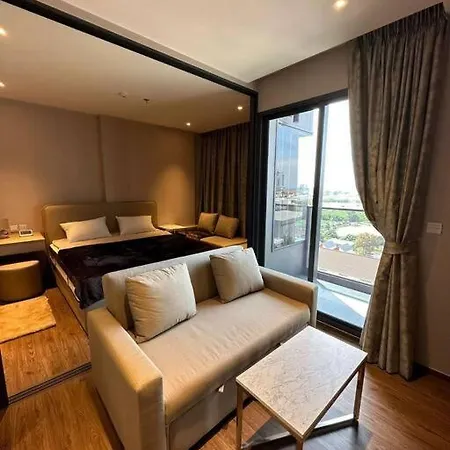Once Apartment *