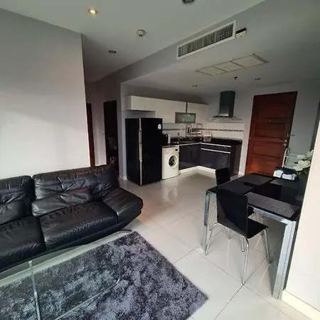 The Axis By Rog Group Apartment *
