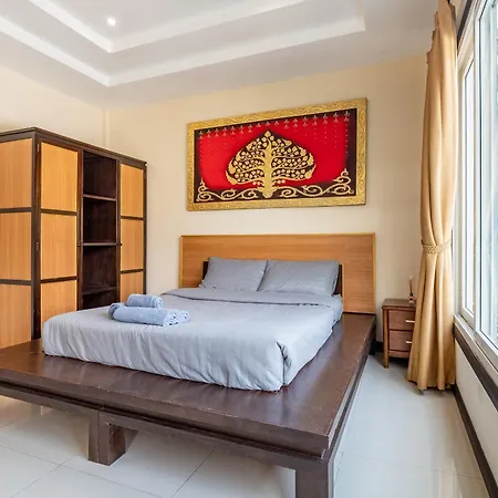 Chang's Poolside Villa: Beachside Retreat In Ba Ti Ja Villa