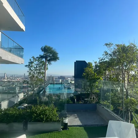Arcadia Millennium Tower อพาร์ทเม้น