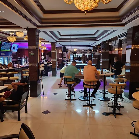รักโรงแรม The Sports Hub Pattaya