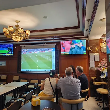 รักโรงแรม The Sports Hub Pattaya