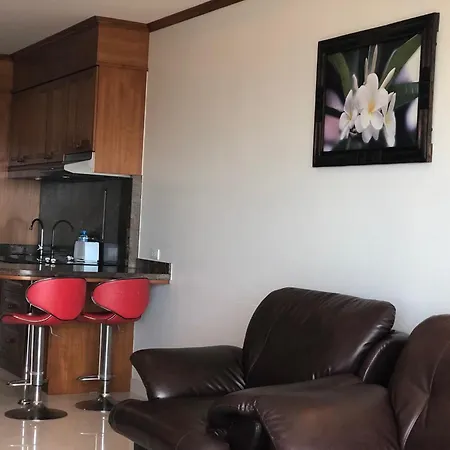 Viewtalay Beachfront By Nd อพาร์ทเม้น *