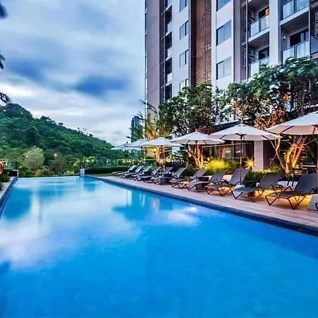 Unixx Seaview * Pattaya